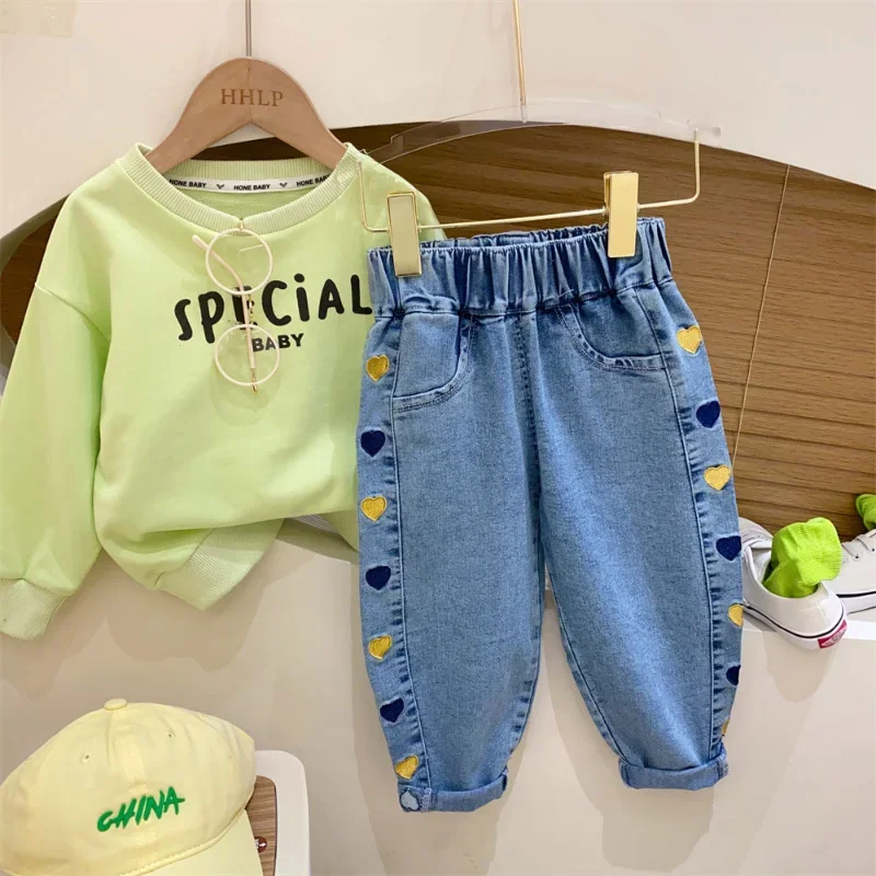 Джинсы с вышивкой для девочек- – обзор и цена Baby Girl Clothing Zara