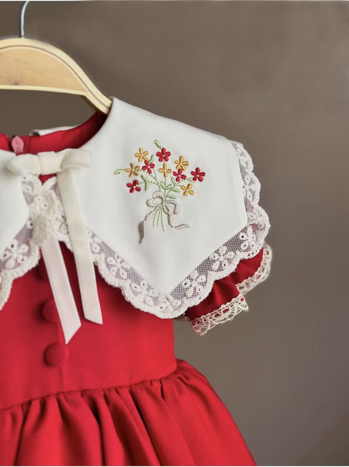 Летнее красное винтажное плать – обзор и цена Baby Clothing Dresser